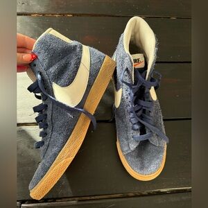 Nike Women’s Blazer Mid Suede 518171-411 Navy Blue Size 8